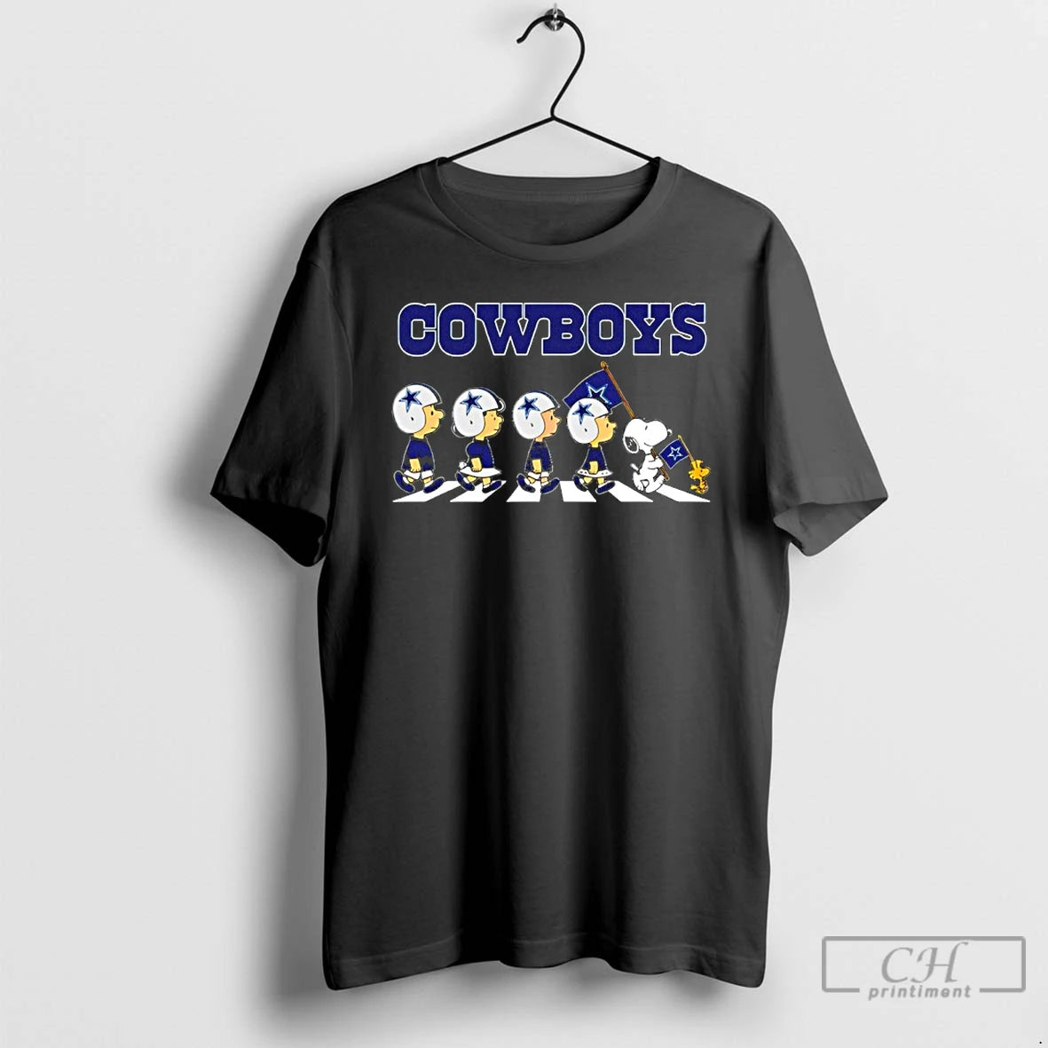 Classic Peanuts X Dallas Cowboys Football Flag Walking