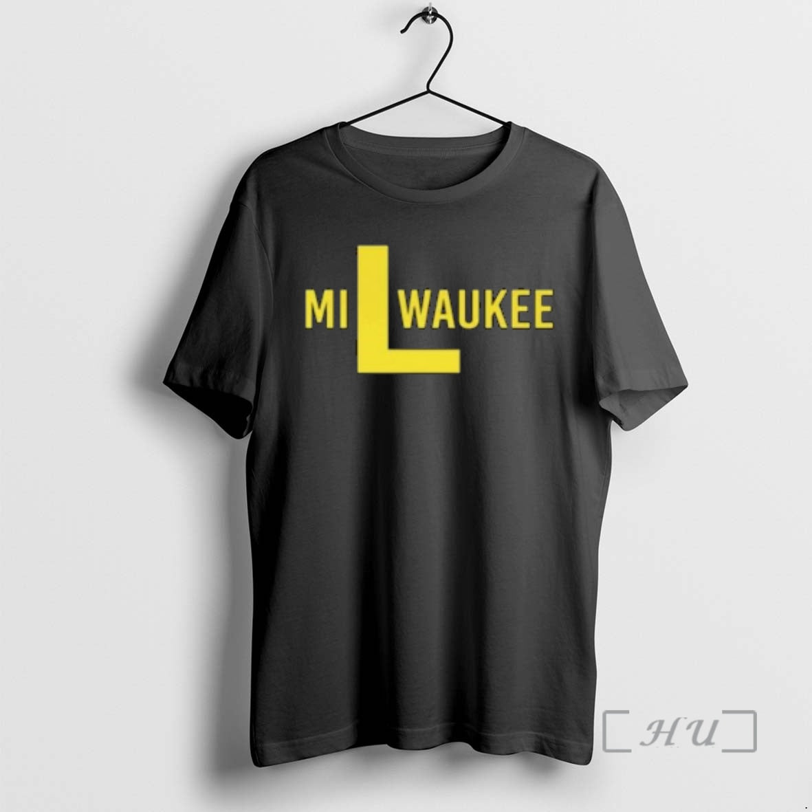 Officials Milwaukee Fly The L Circle Black