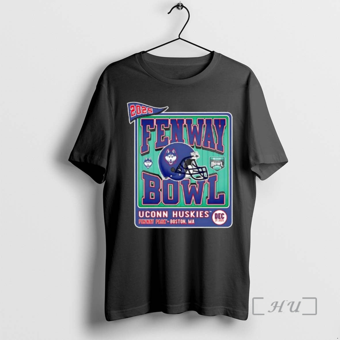 New 2025 Fenway Bowl Uconn Huskies Helmet Ornaments