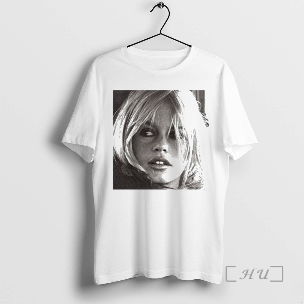 Officials Brigitte Bardot