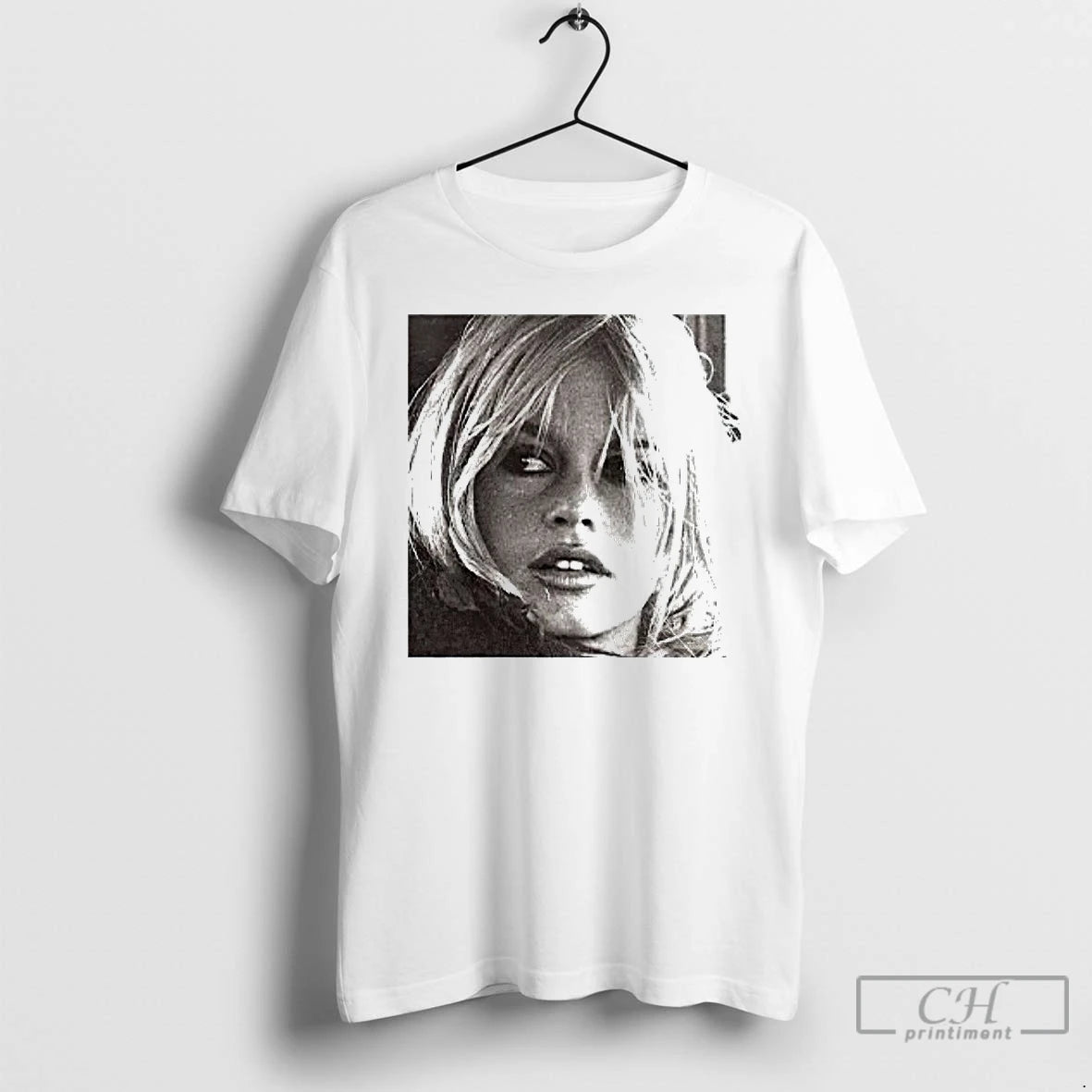 Premium Brigitte Bardot Photo