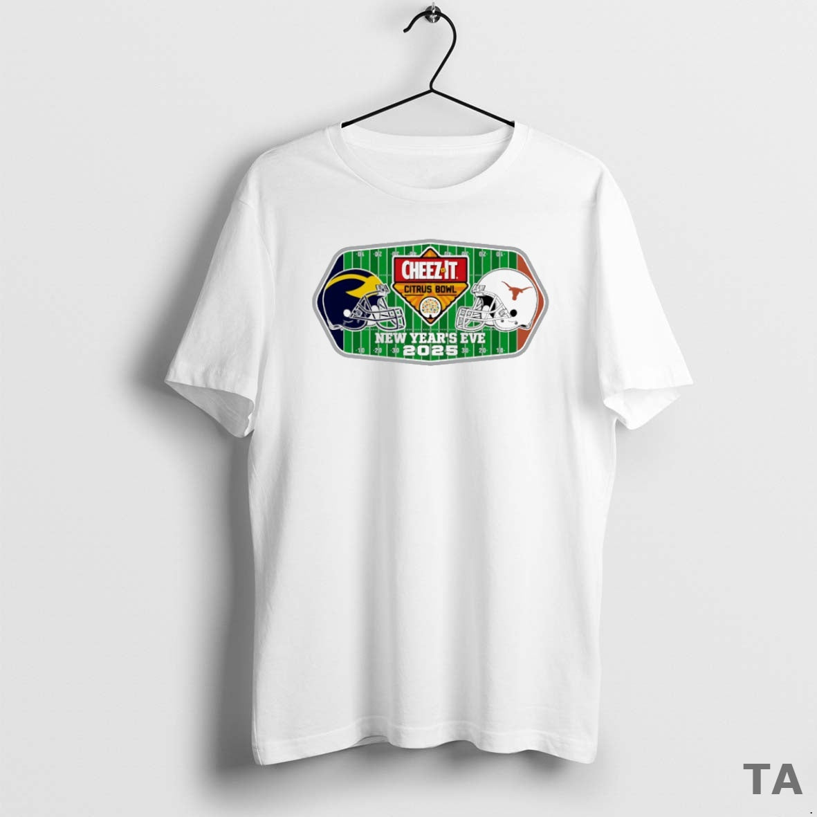 Top Michigan Wolverines Vs Texas Longhorns New Years Eve 2025 Citrus Bowl 2 Team Logo